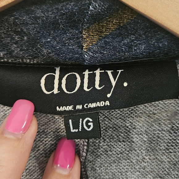 EUC DOTTY plaid open cardigan. Size Large - Picture 5 of 5